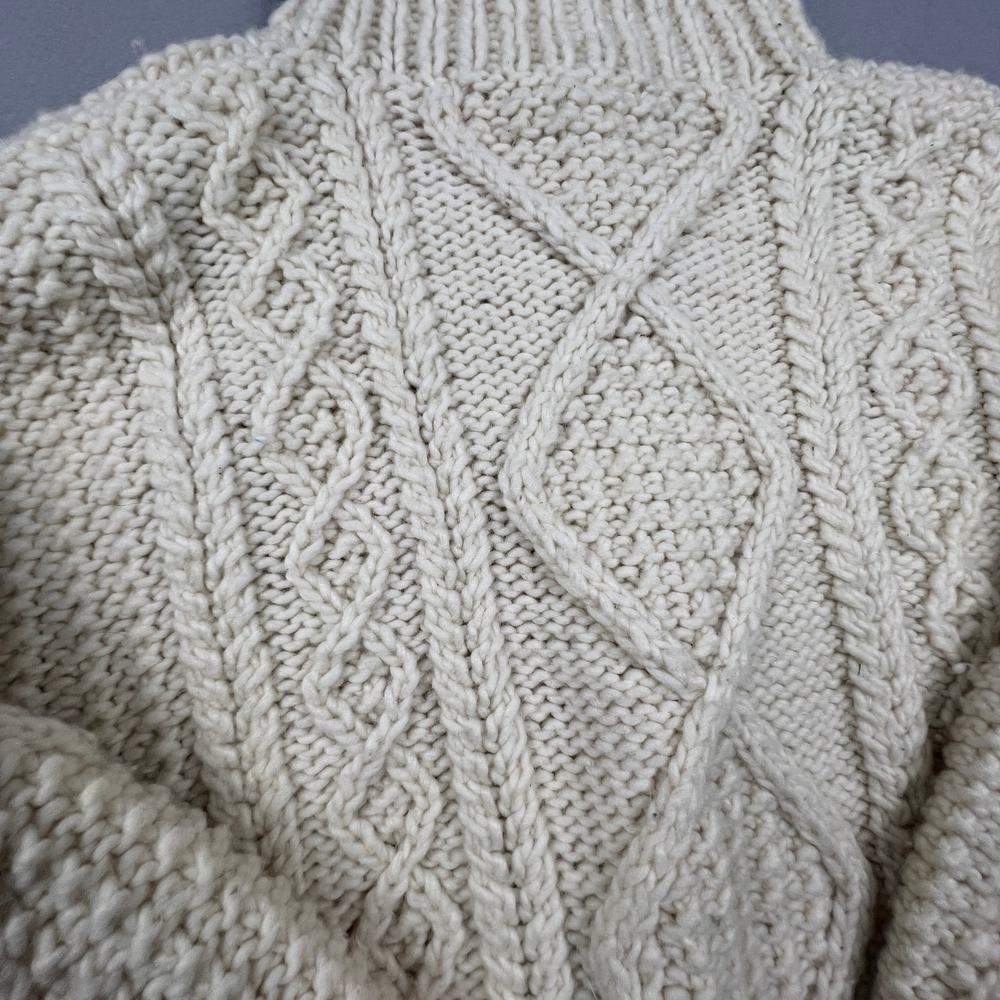 Vintage Hand‎ Knit Cardigan Sweater Mens L Cream Wool Cable Knit Ecuador C.C.H. - Picture 13 of 13